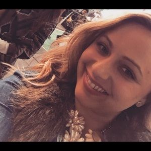 Meet your Posher, Marissa